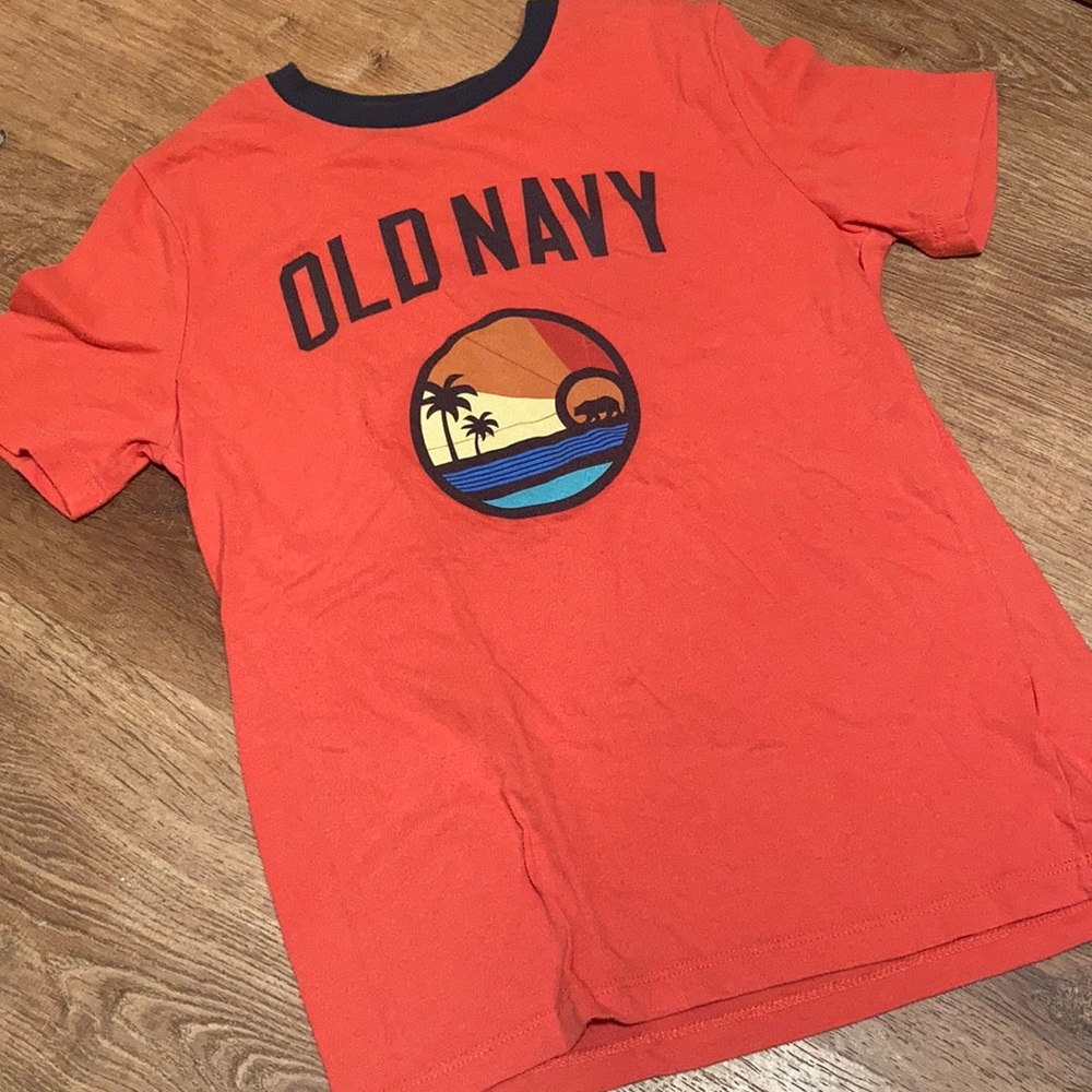 Old Navy T